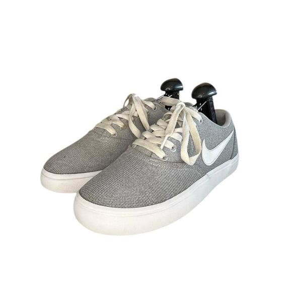 Womens Nike SB Check Solarsoft Low Skate Shoes Size 8.5 Gray White - Picture 2 of 6